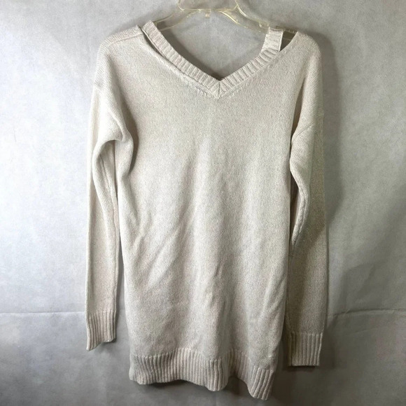 Arizona Jeans Cold Shoulder Destructed Metallic Sweater Size Medium - Picture 2 of 11